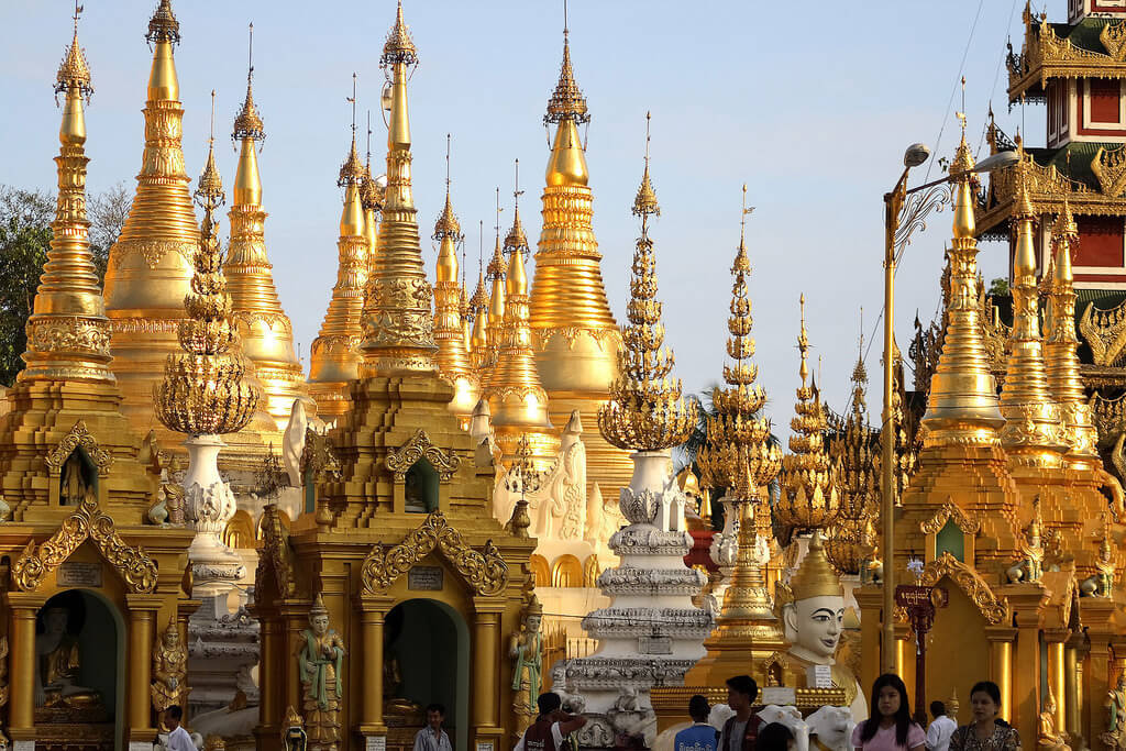 Private Full Day Yangon Sightseeing Tour Urban to Rural