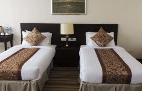 Hotel Esperado lake view